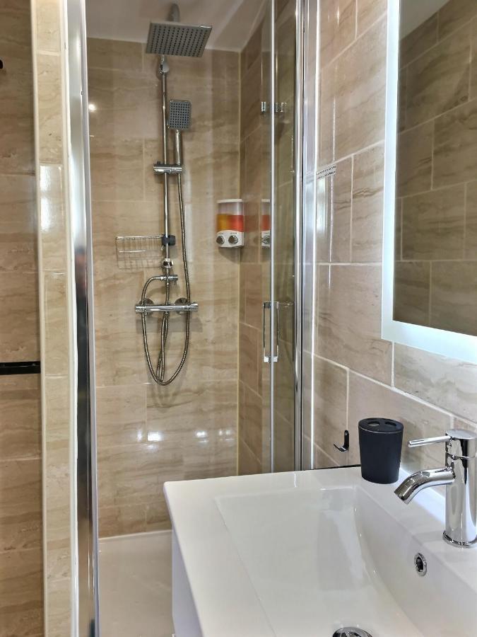 Bleu Lavande 1 - Appartement Cosy Ambiance Village Istres Extérieur photo