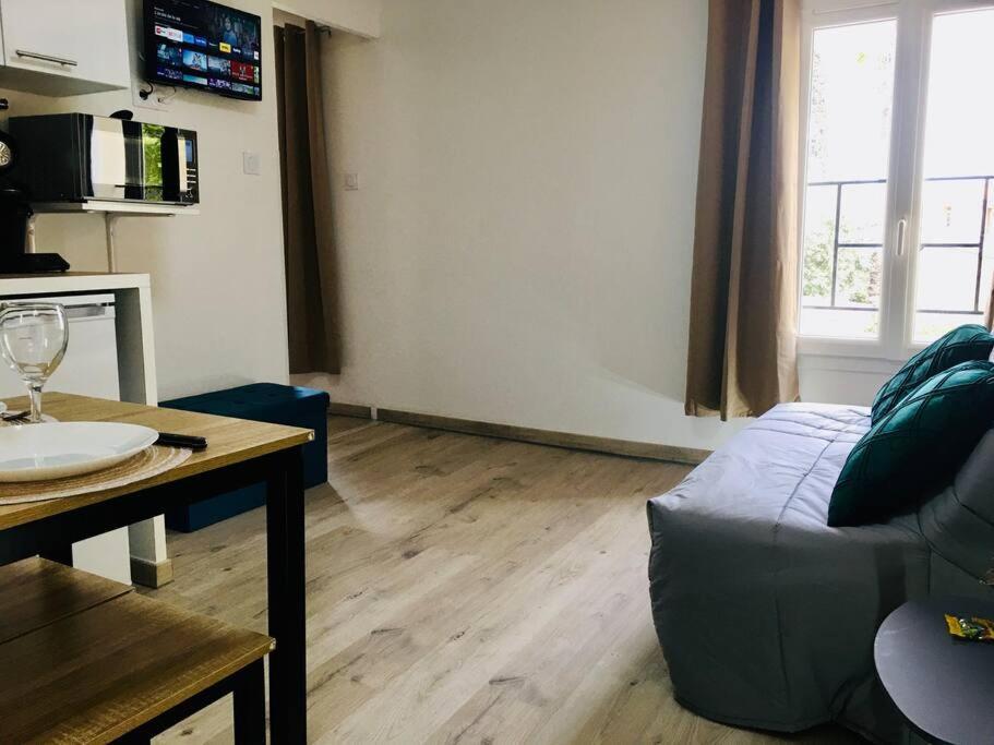 Bleu Lavande 1 - Appartement Cosy Ambiance Village Istres Extérieur photo